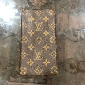 LV wallet (used)